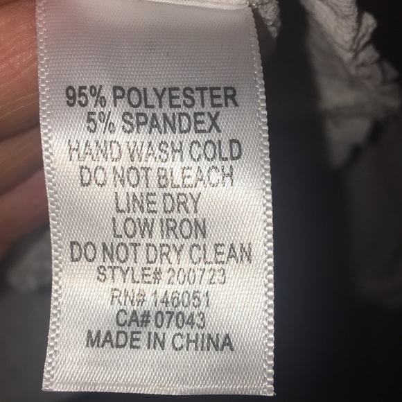 Monteau Los Angeles White Spring Summer Crop Top with gathered waist Size Small - Picture 4 of 5